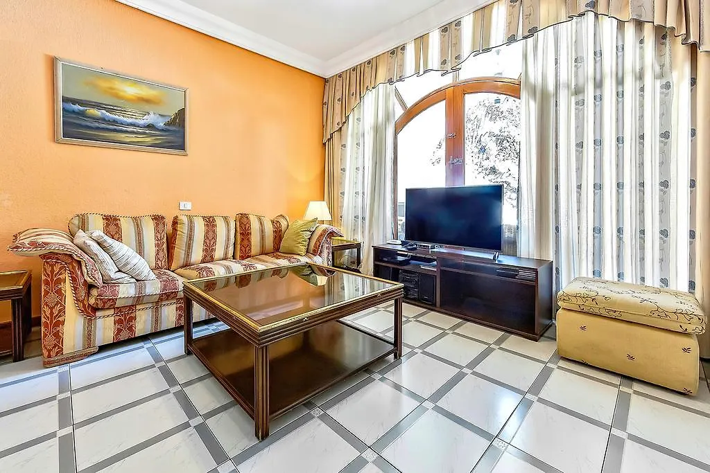 Guest house Las Americas Family Inn Arona